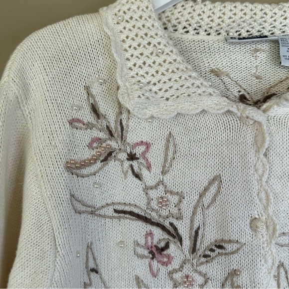 Cottagecore Cardigan Sweater Embroidered Beaded Women PETITE LARGE Pearls Floral - Picture 5 of 14